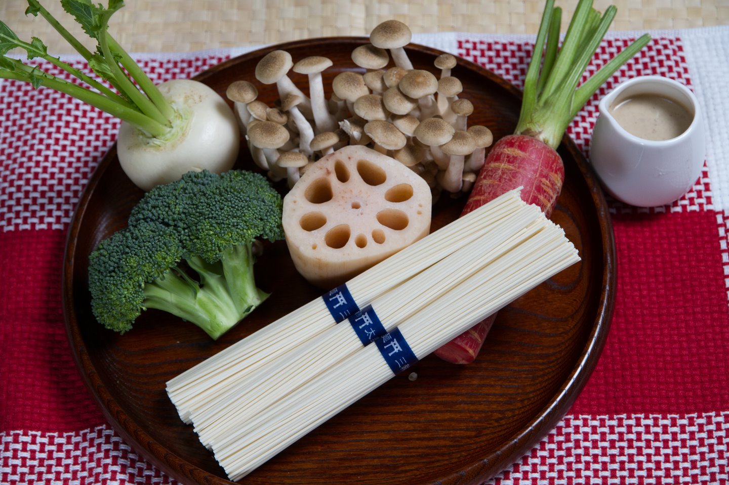 冬の温野菜と太麺サラダ